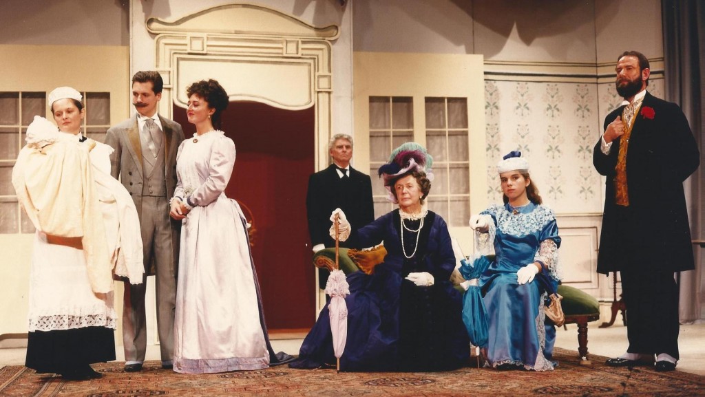 Lady Windermere's Fan (1)