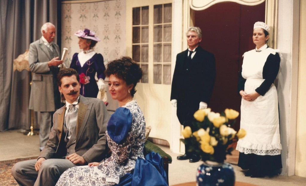 Lady Windermere's Fan (4)